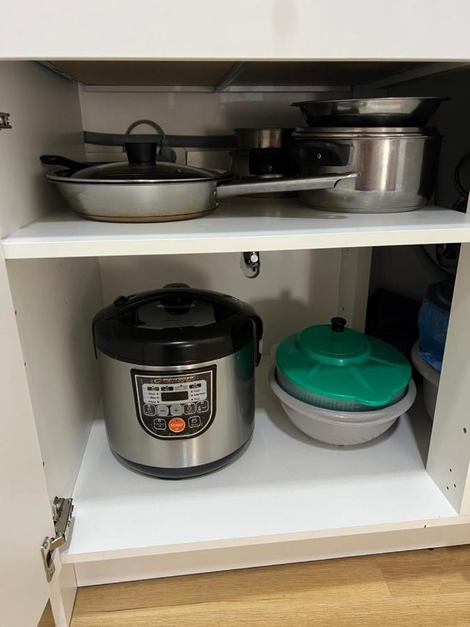 קטוביץ Green Apartment - Free Parking מראה חיצוני תמונה