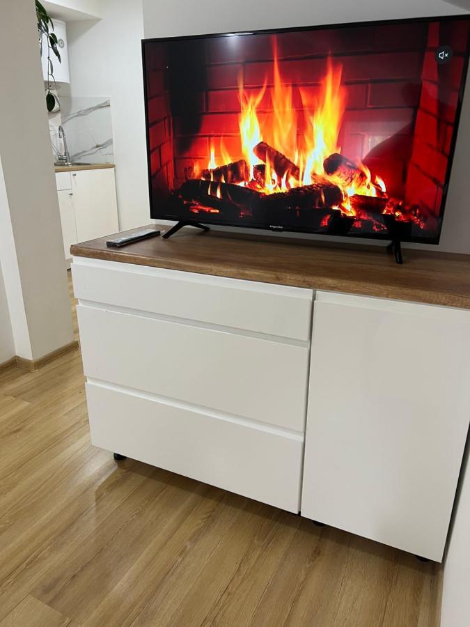 קטוביץ Green Apartment - Free Parking מראה חיצוני תמונה
